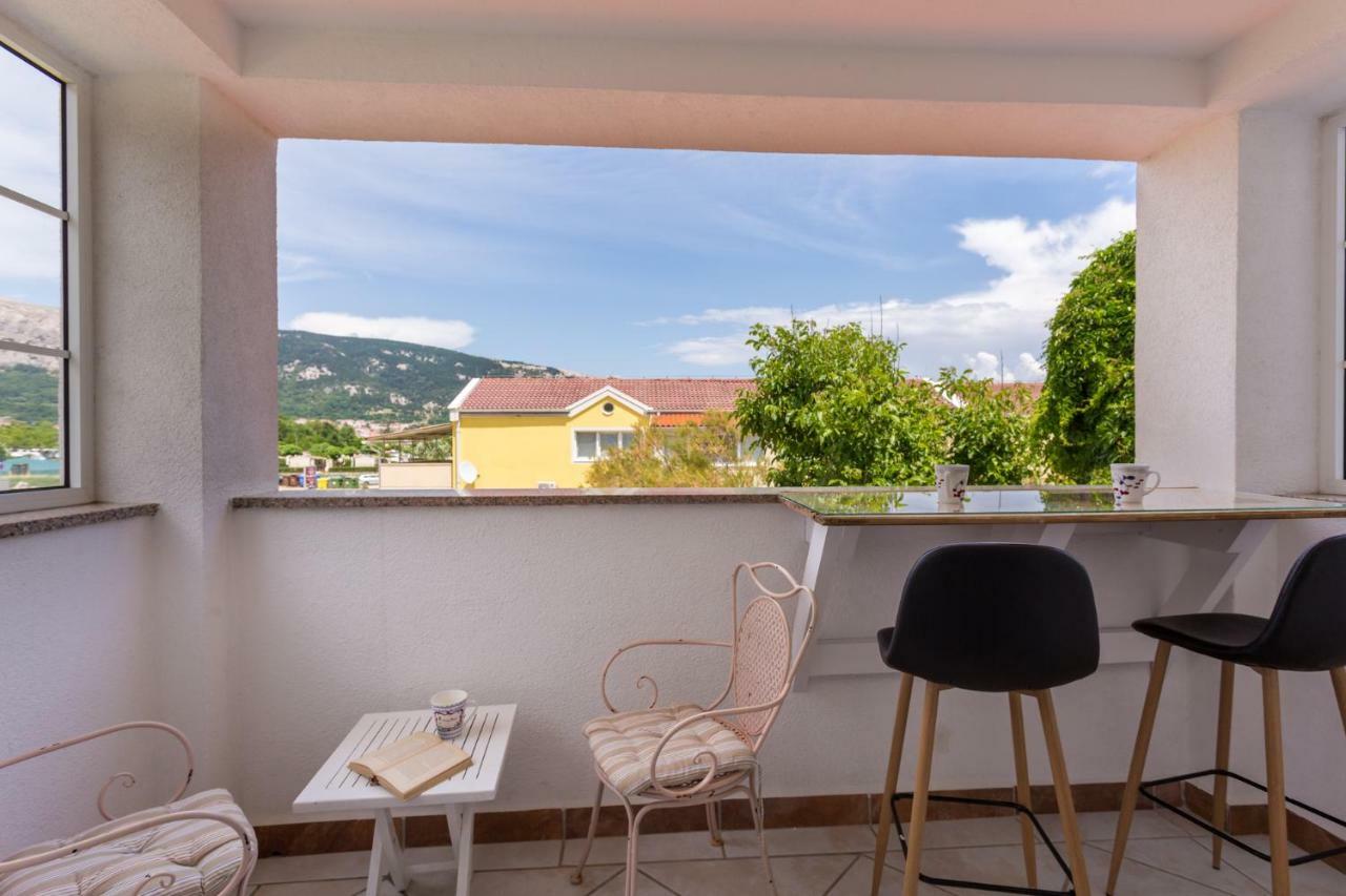 Apartments Villa Anna Baska  Exterior photo